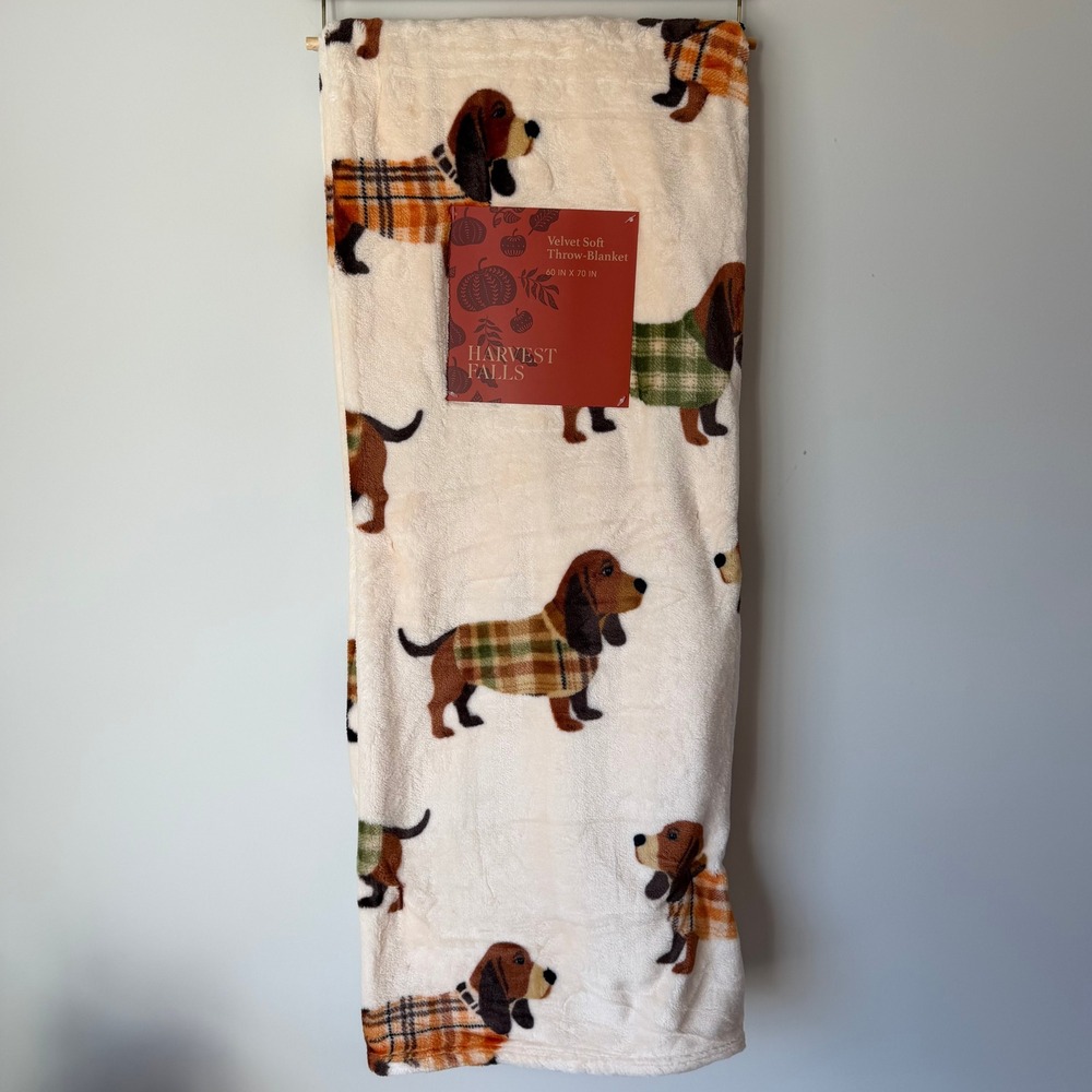 New Dachshund Dog Autumn Fall Throw Blanket 60x70 Brown Plaid Sweaters Cute